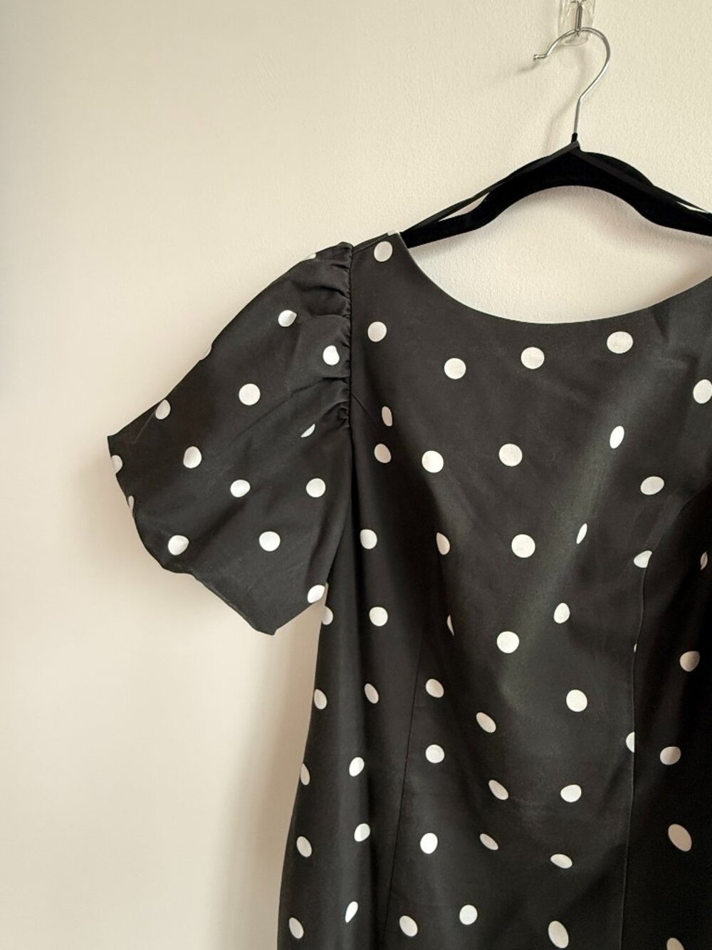Express Polka Dot Puff Sleeve Mini Sheath Dress Black White Stretch Cotton
